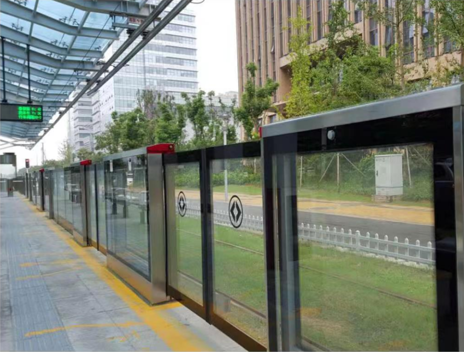 BRT项目安全屏蔽门、闸机、票务系统、智能调度系统、闸机、智慧通行管理系统、票务系统等。