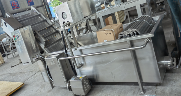 provide enterprises with automatic filling machines, coconut meat washing machines, microcomputer combination scales, etc.